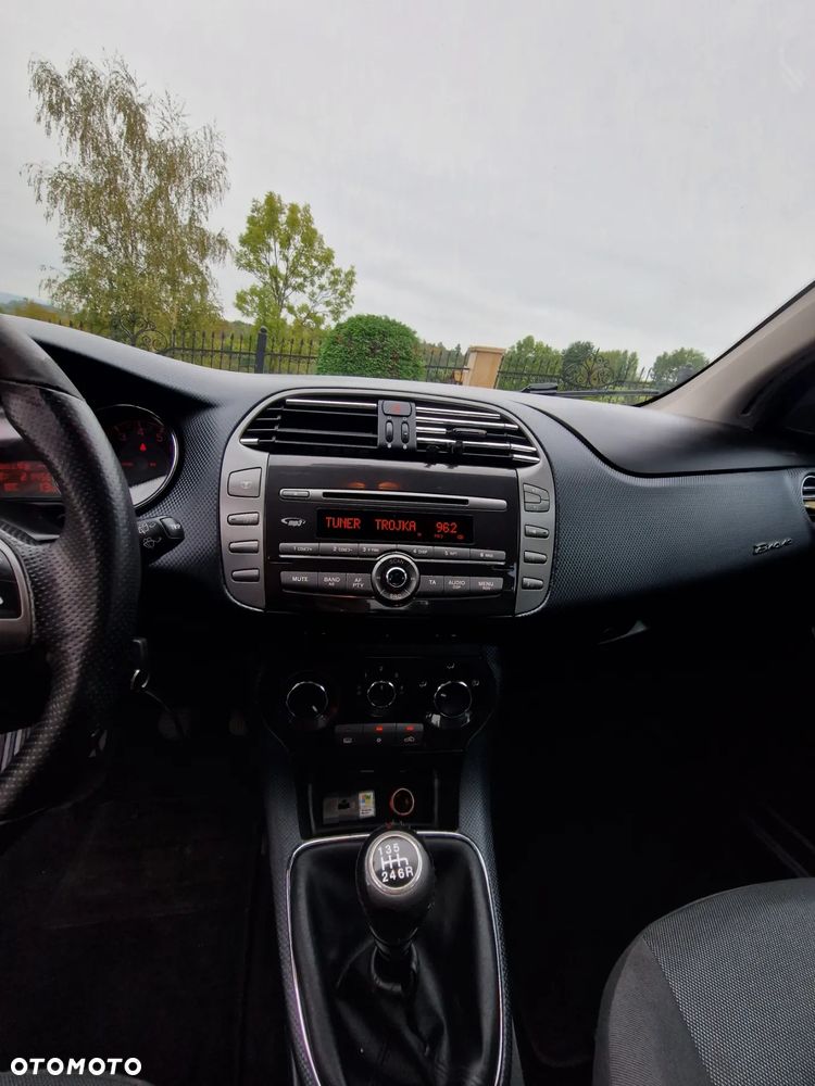 Fiat Bravo 1.4 16V Dynamic - 27