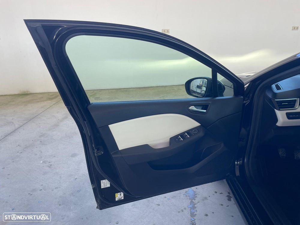 Renault Clio TCe 90 INTENS - 21