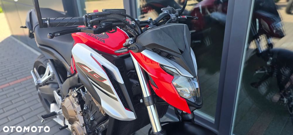 Honda CB - 9