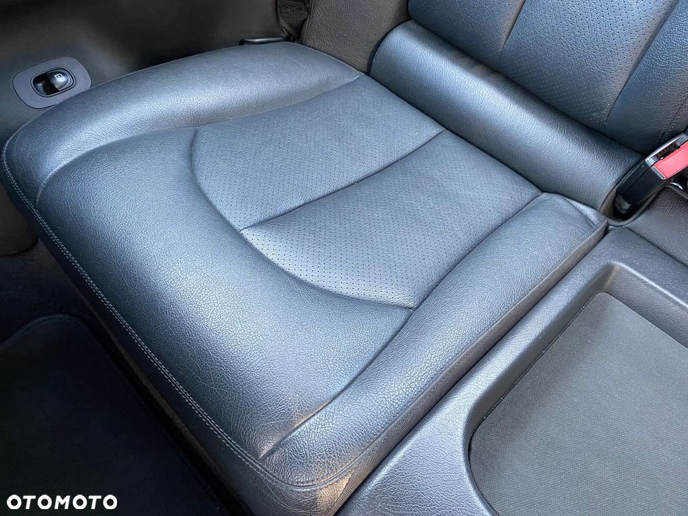 Mercedes-Benz CLK Coupe 200 Kompressor Avantgarde - 25