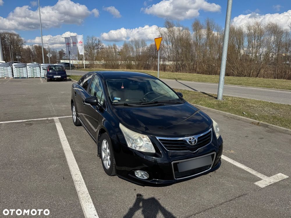 Toyota Avensis 2.0 D-4D - 15