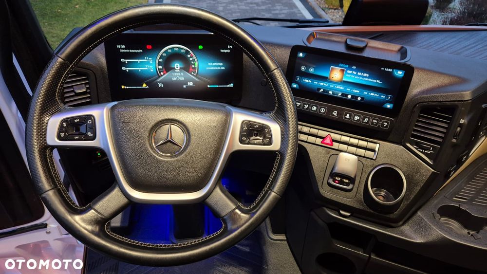 Mercedes-Benz MERCEDES-BENZ///ACTROS///1845/// MP5///2022///GIGA SPACE///SALONKA/// STANDARD///PODUSZKI///LEDY///VIRTUAL COCPIT///KLIMATYZACJA POSTOJOWA/// WAGA///NAWIGACJA///STAN BARDZO DOBRY - 18