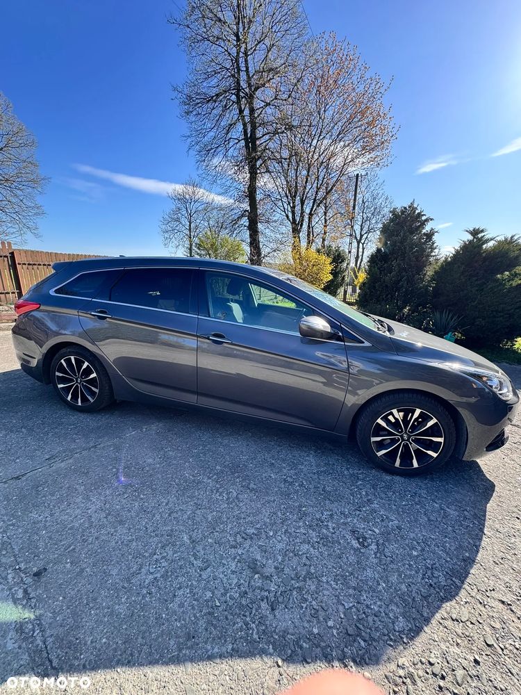 Hyundai i40 Kombi blue 1.6 CRDi DCT Space - 15