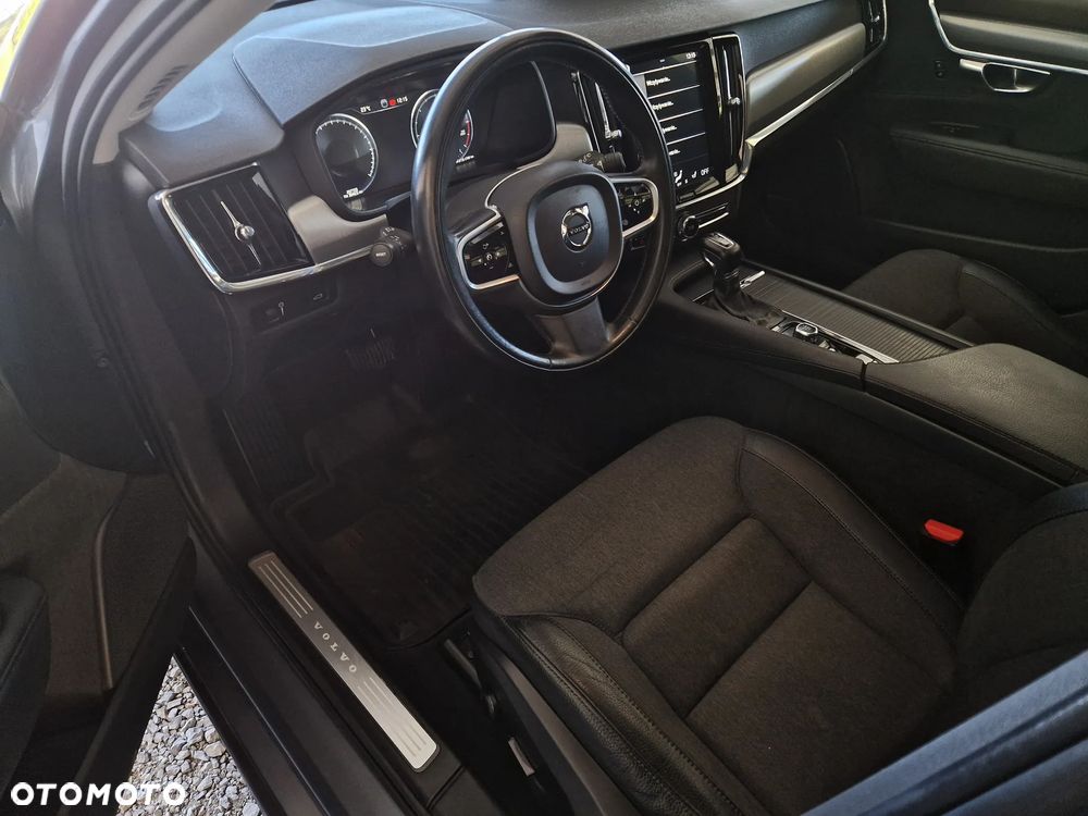 Volvo V90 D4 AWD Geartronic Momentum Pro - 15