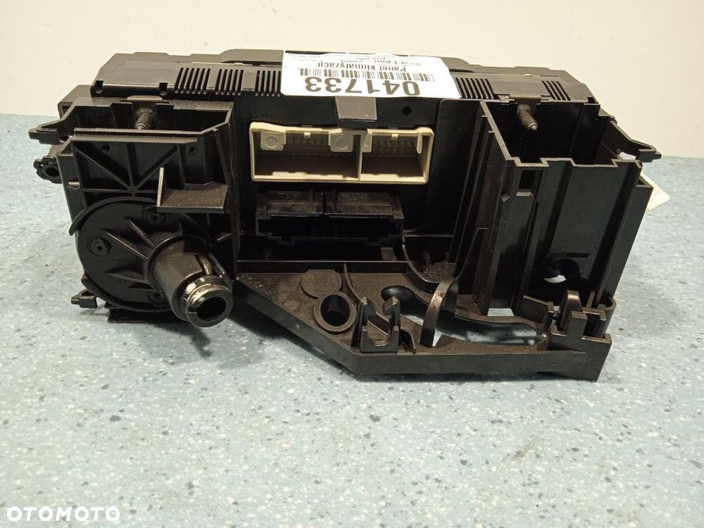 SEAT LEON II LIFT PANEL KLIMATYZACJI 1T2820045B - 4