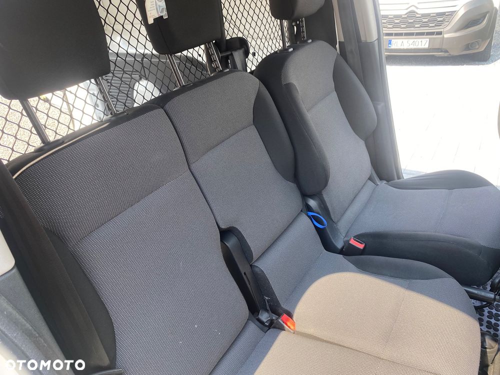 Citroën BERLINGO 1.6 HDI, MAX długi, 3-osobowy, klimatyzacja, zakupiony w salonie w Rzeszowie Bezwypadkowy serwisowany - 23