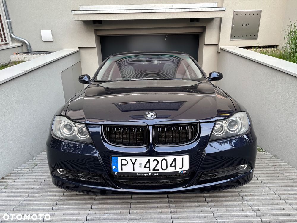 BMW Seria 3 335xi - 16