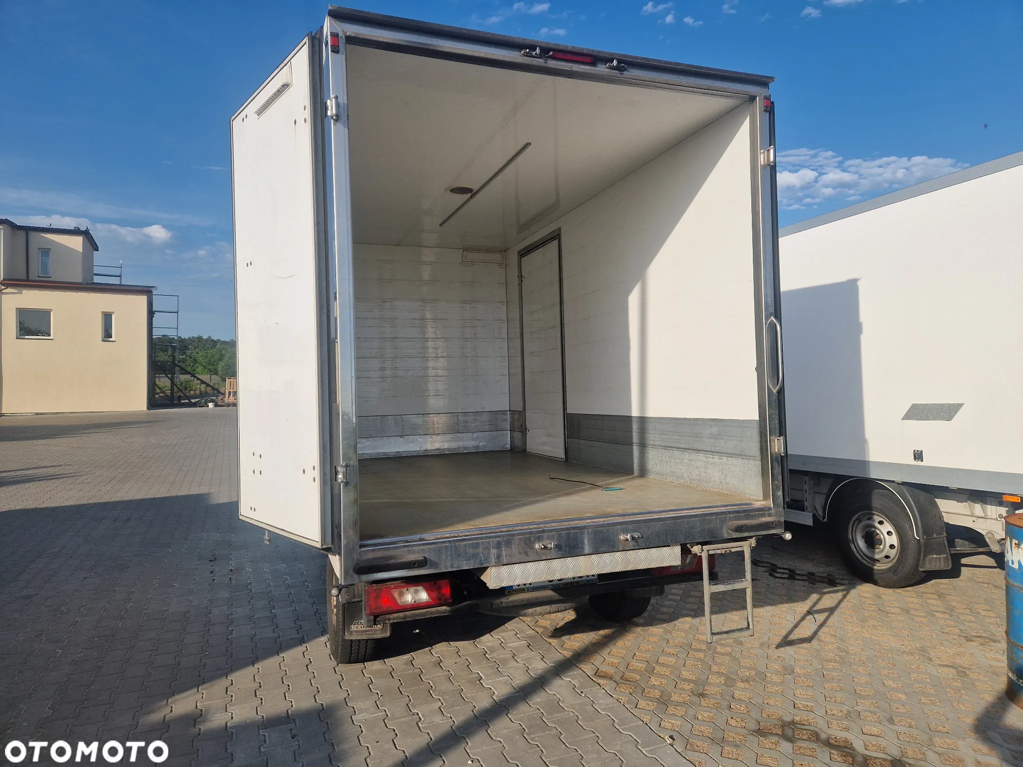 Ford Izoterma - 5