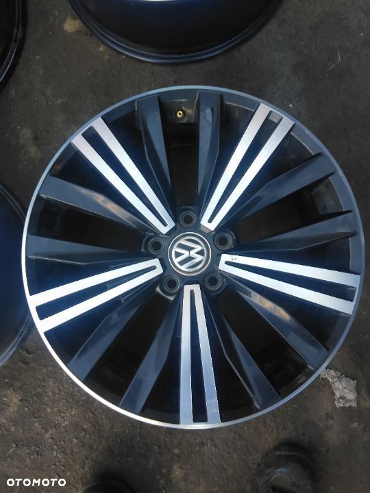 Felgi aluminiowe Volkswagen OE RONAL 7.0" x 18" 5x112 ET 43 - 6