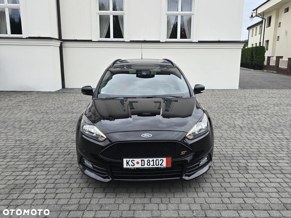 Ford Focus 2.0 EcoBoost ST mit Leder-Exclusiv-Paket - 3