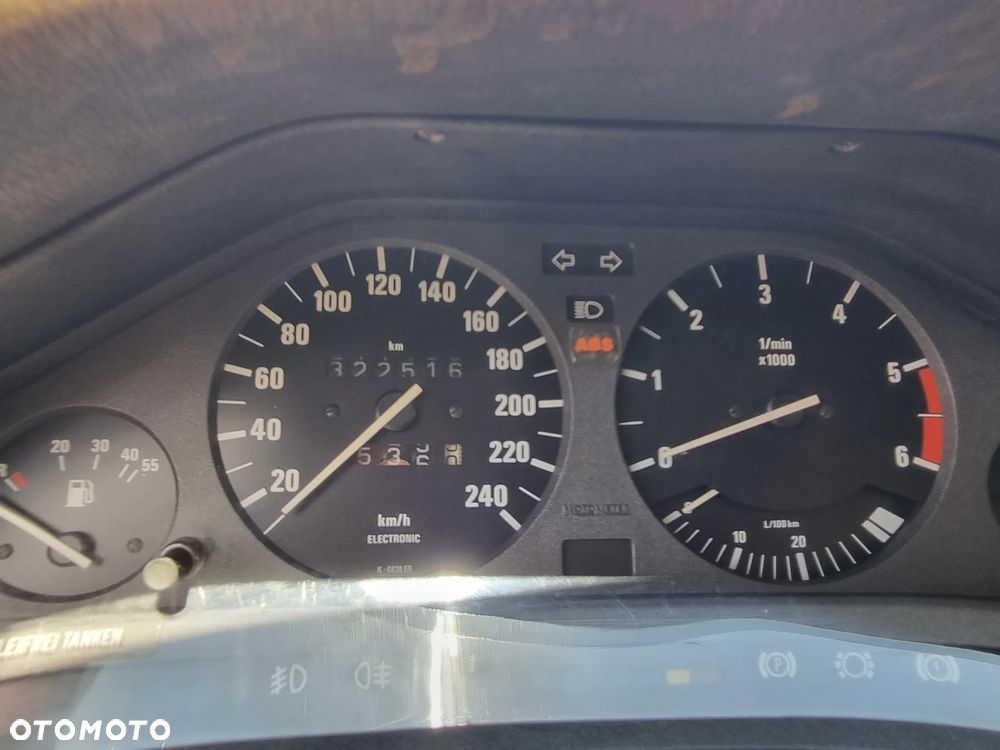 BMW Seria 3 - 24
