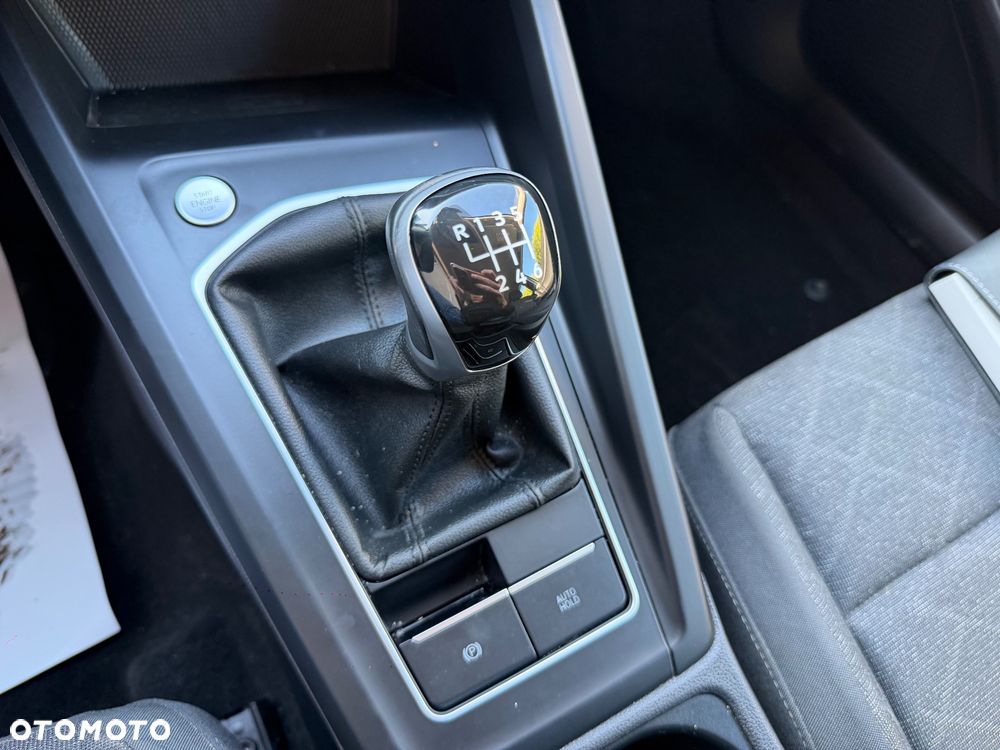 Volkswagen Golf 2.0 TDI SCR Life - 21