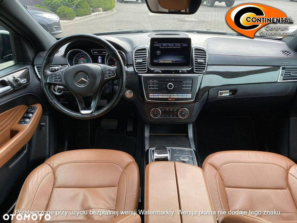 Mercedes-Benz GLE - 10