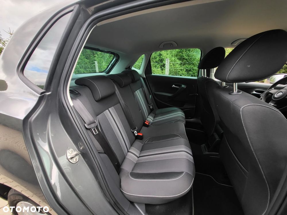 Volkswagen Polo - 8