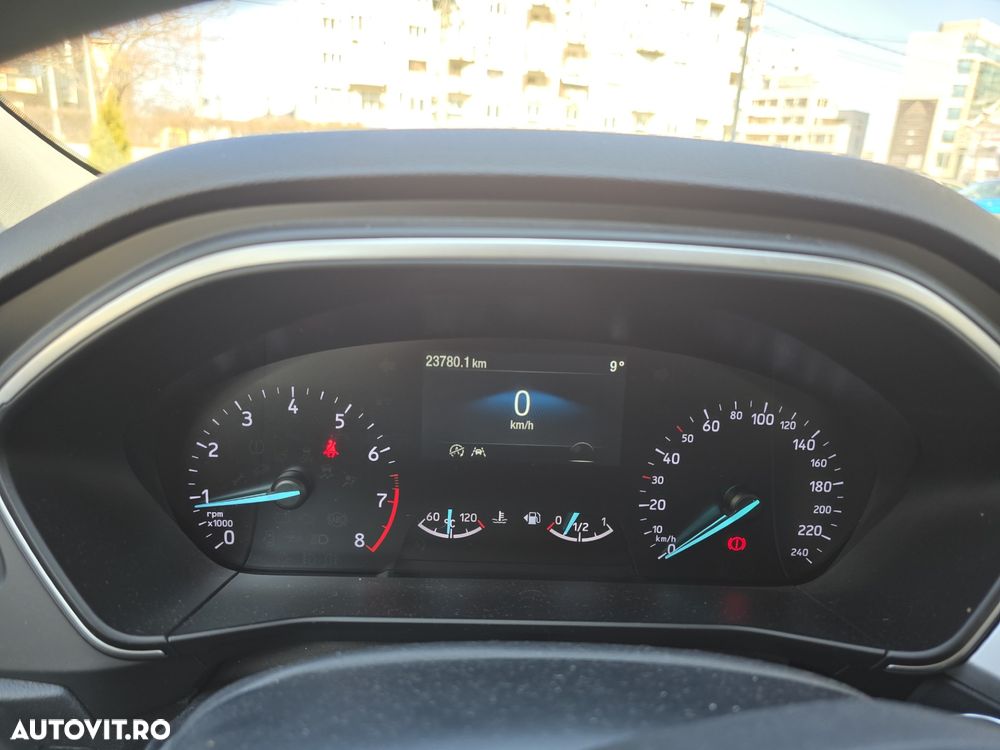 Ford Focus 1.0 EcoBoost Titanium - 3