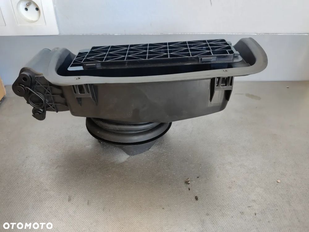 Klapka wlewu paliwa BMW 5 F10 F11 Wlew paliwa 7206558 osłona - 2