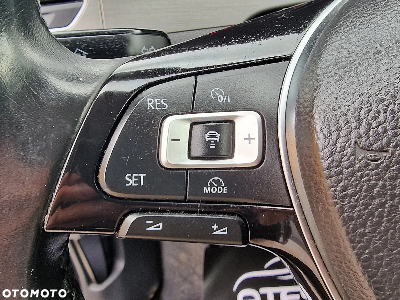 Volkswagen Golf Sportsvan VII SV 2.0 TDI BMT Highline - 19