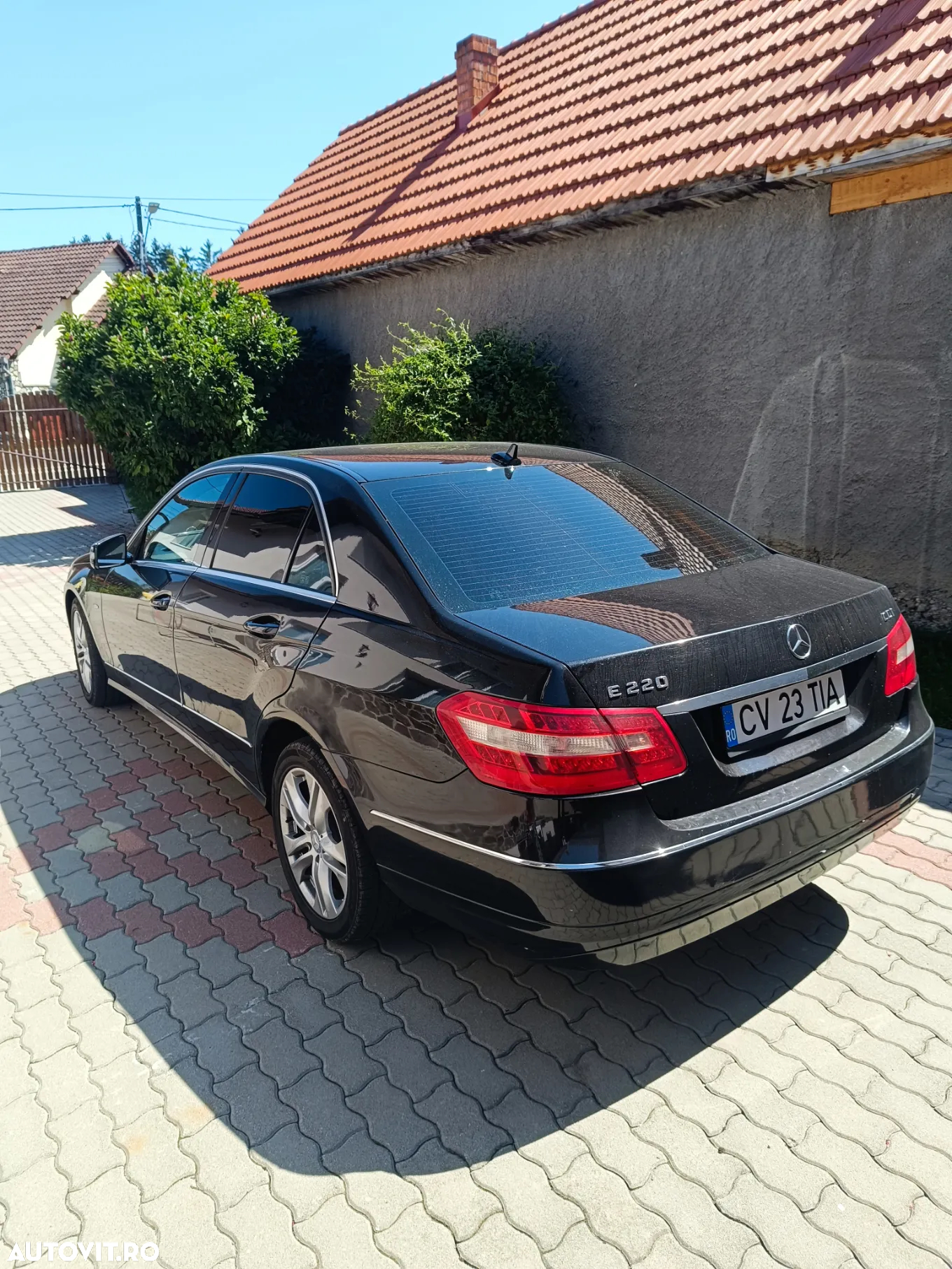Mercedes-Benz E 220 CDI BlueEfficiency Aut. - 4