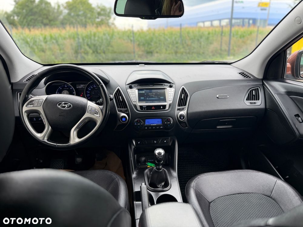 Hyundai ix35 2.0 CRDi Premium 4WD - 18