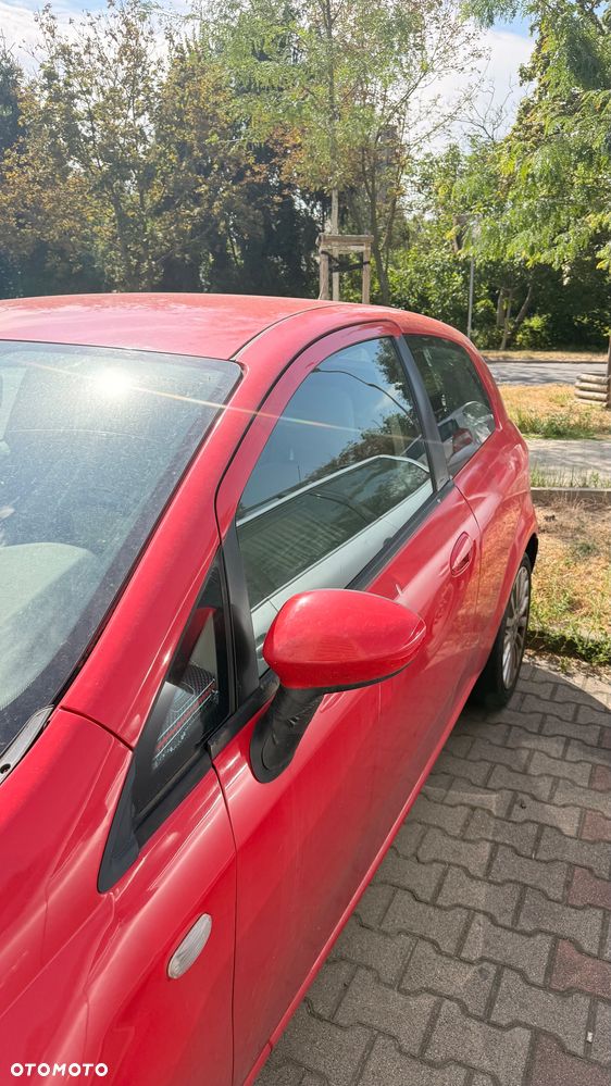 Fiat Punto 1.9 (JTD) Multijet Emotion - 2