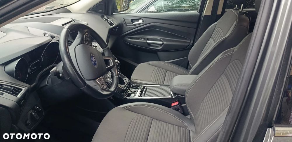 Ford Kuga 1.5 EcoBoost FWD Titanium ASS MMT6 - 4