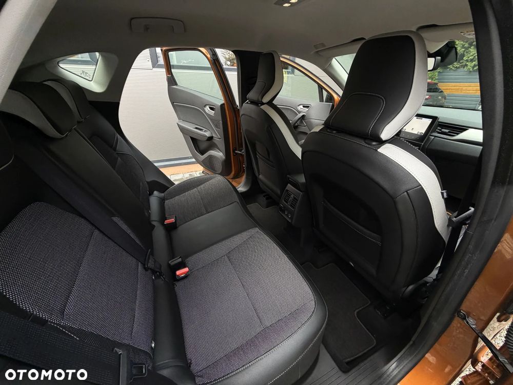 Renault Captur - 17