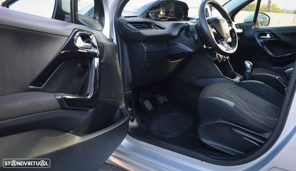 Peugeot 208 1.4 HDi Active - 13