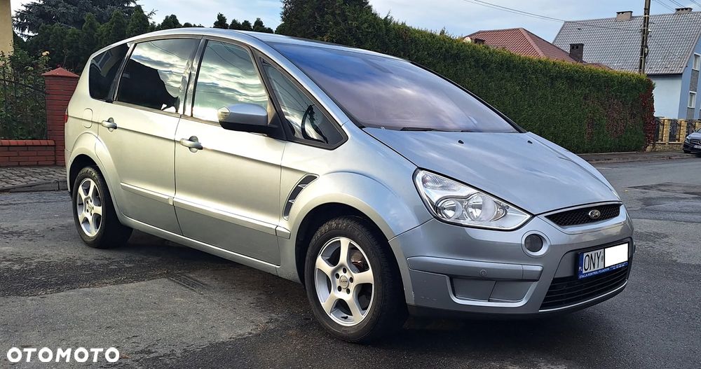 Ford S-Max - 10