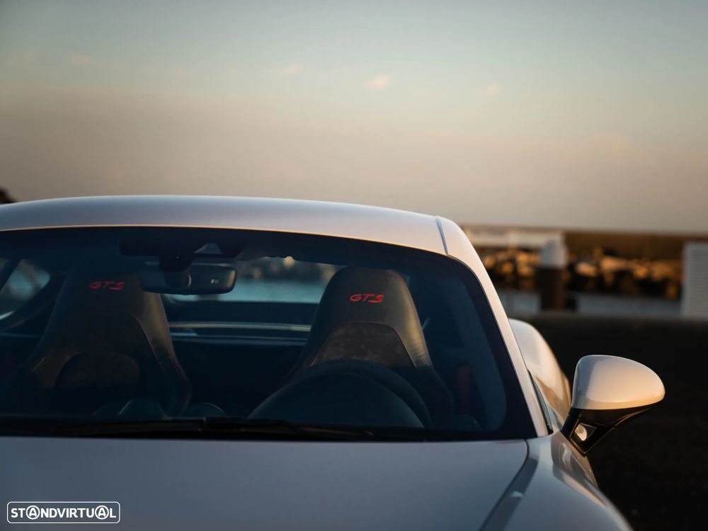 Porsche 718 Cayman GTS 4.0 - 45