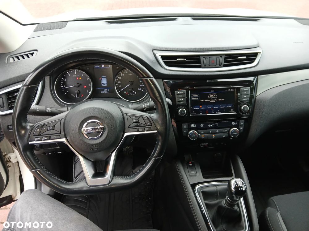 Nissan Qashqai 1.3 DIG-T N-Connecta - 11