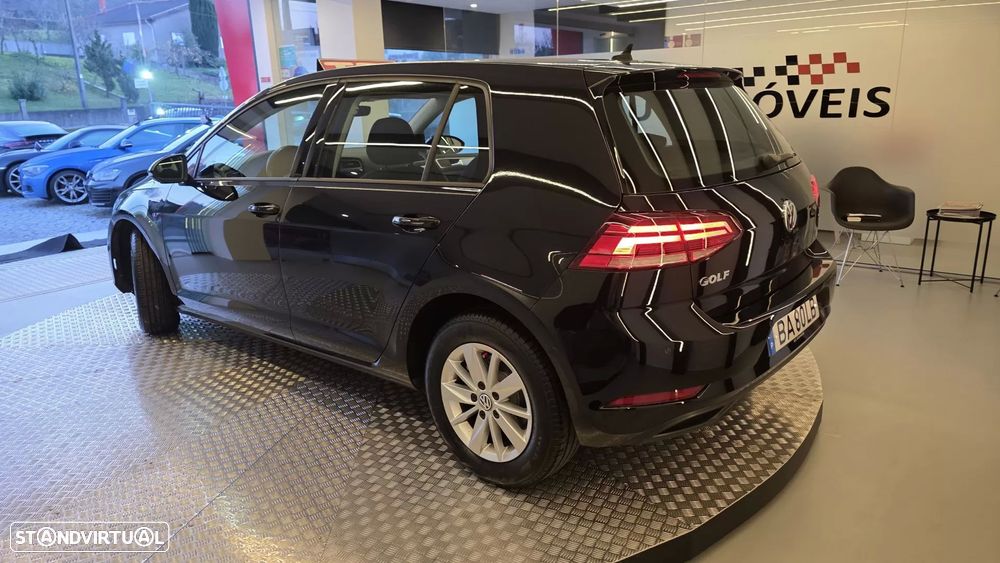 VW Golf 1.6 TDi Confortline - 22