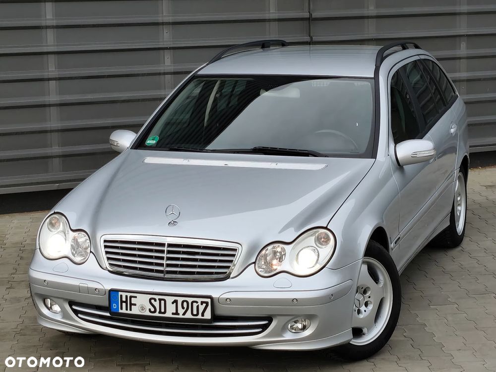 Mercedes-Benz Klasa C 180 Kompressor Automatik Avantgarde Sport Edition - 15