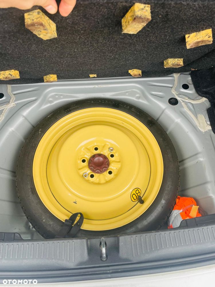 Toyota Auris 1.6 VVT-i Team - 15