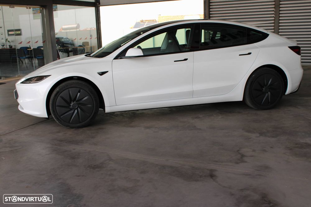 Tesla Model 3 Tração Traseira - 4