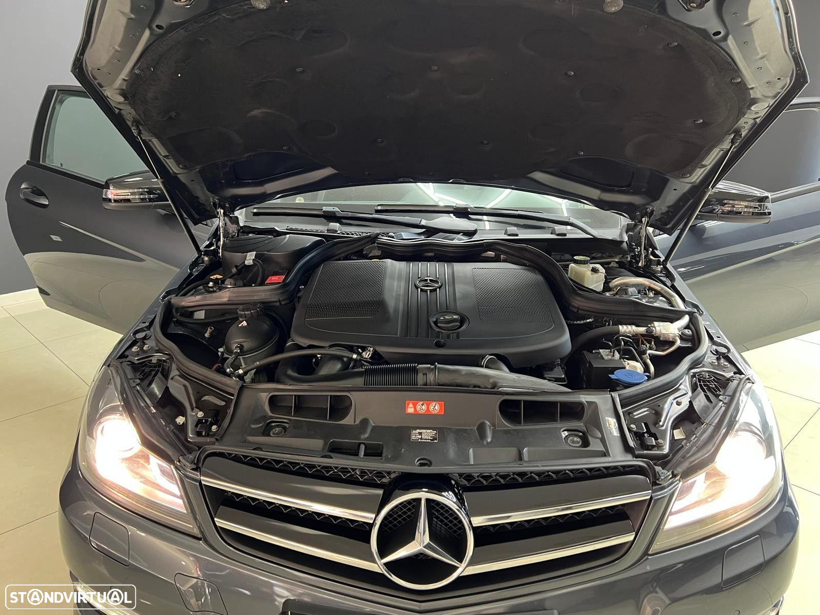Mercedes-Benz C 220 CDI DPF Coupe BlueEFFICIENCY 7G-TRONIC Edition 1 - 42