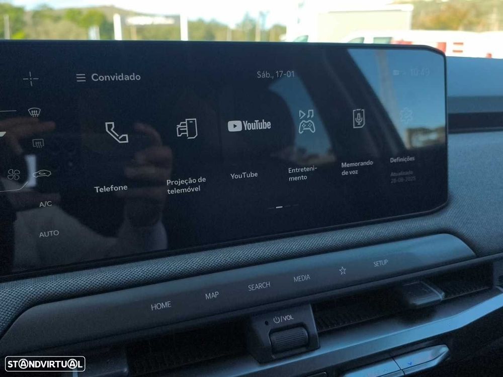 Kia EV3 81.4 kWh Tech - 21