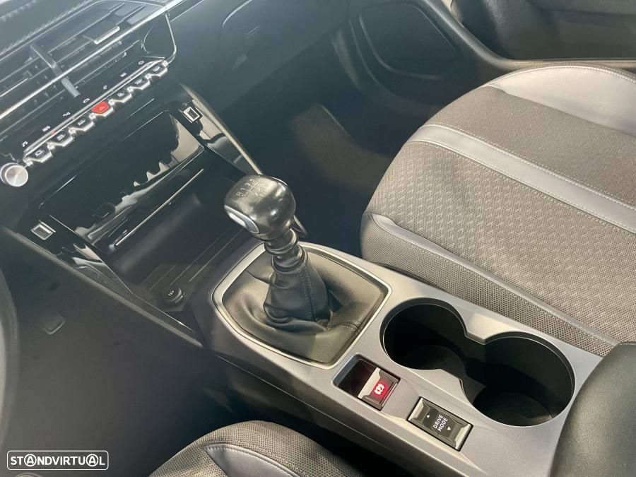 Peugeot 2008 1.2 PureTech Allure Pack - 15