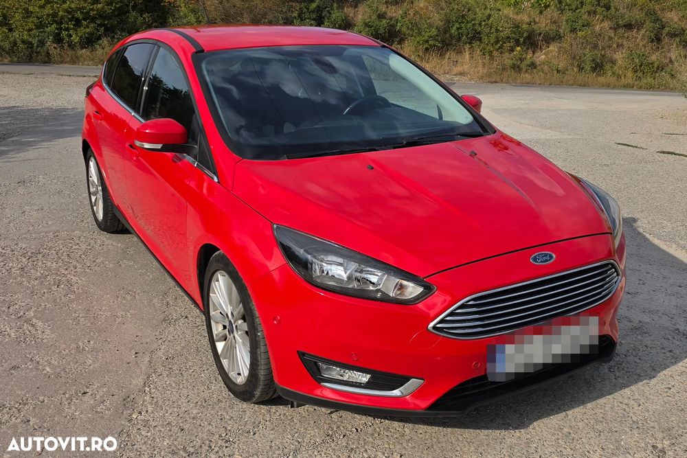 Ford Focus 1.5 EcoBoost Titanium - 1