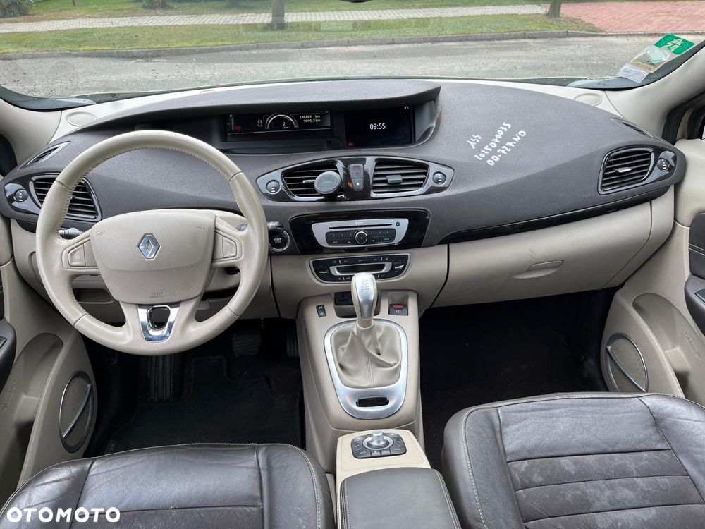 Renault Grand Scenic - 14