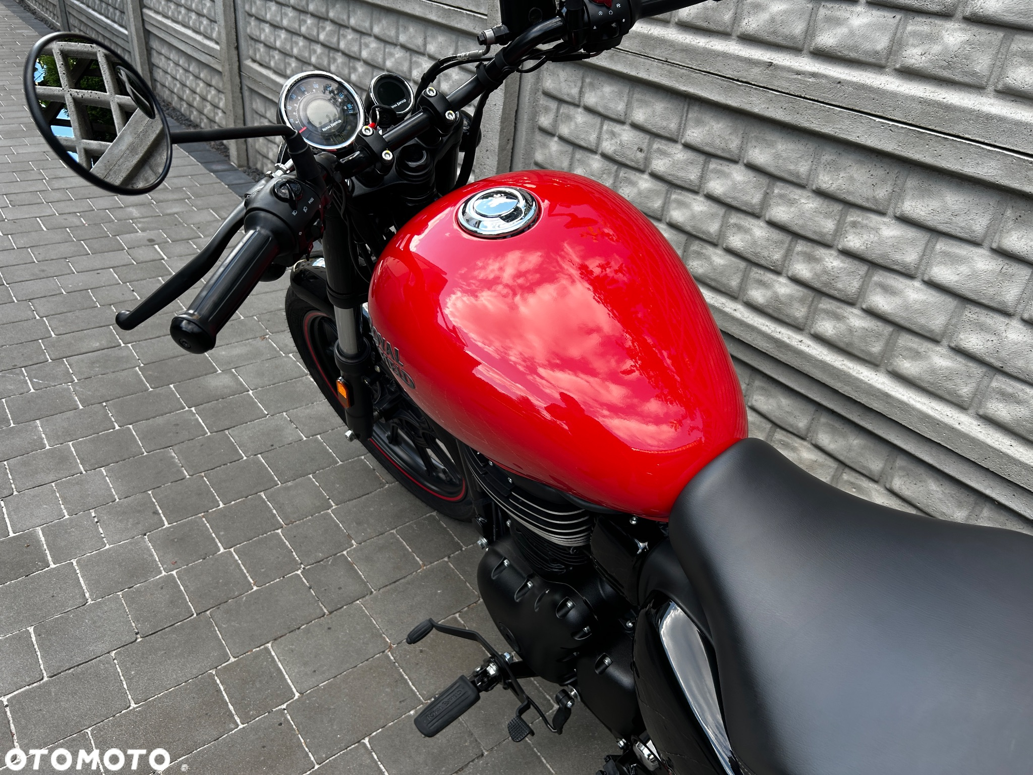 Royal Enfield Meteor - 21