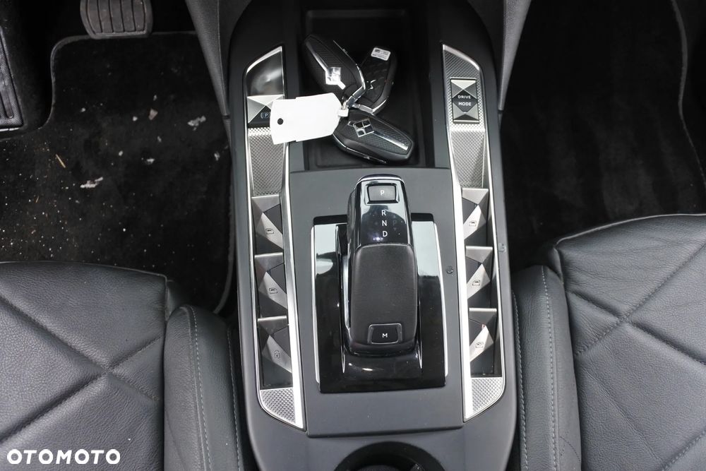 DS Automobiles DS 3 Crossback 1.2 PureTech Performance Line + - 16