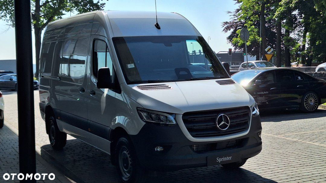 Mercedes-Benz Sprinter - 8