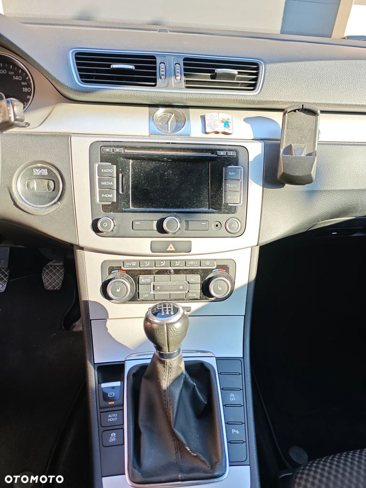 Volkswagen Passat 2.0 TDI DPF Comfortline - 7
