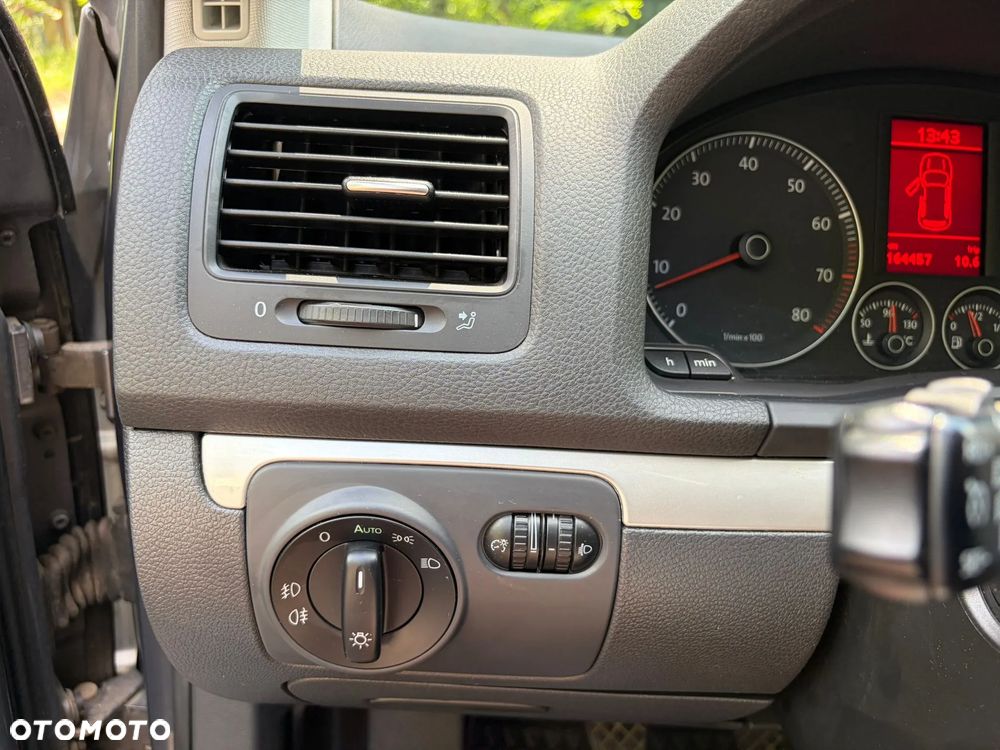 Volkswagen Golf 1.6 United - 18