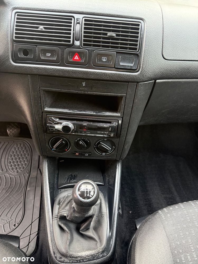 Volkswagen Golf 1.6 Basis - 15