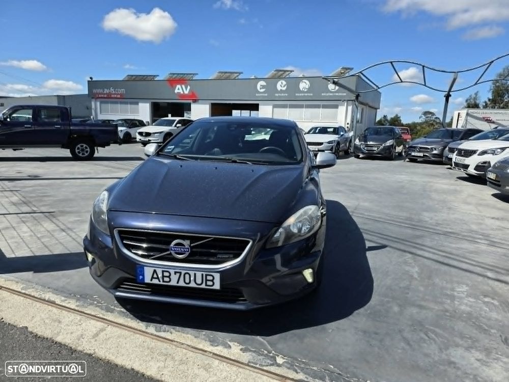 Volvo V40