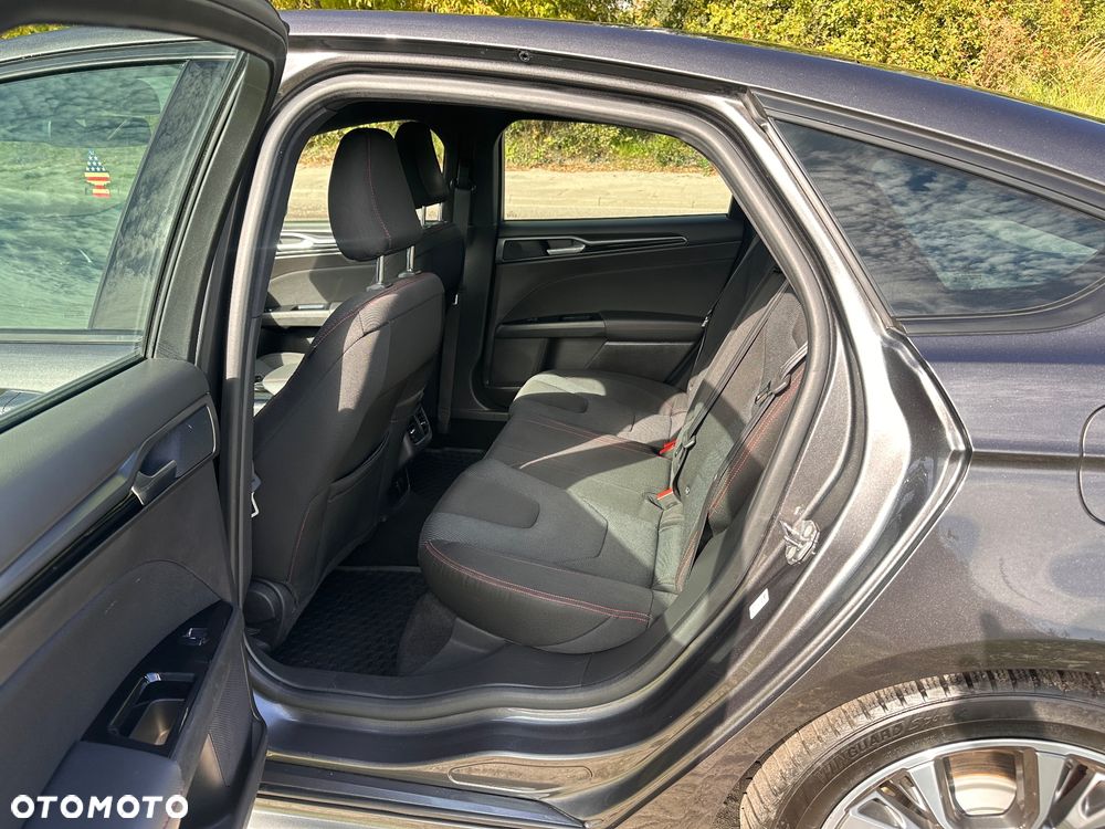 Ford Mondeo 1.5 EcoBoost ST-Line - 13