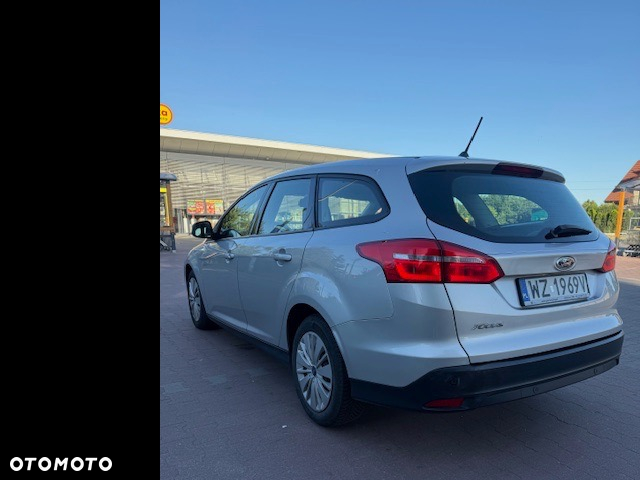 Ford Focus 1.5 TDCi Trend - 11