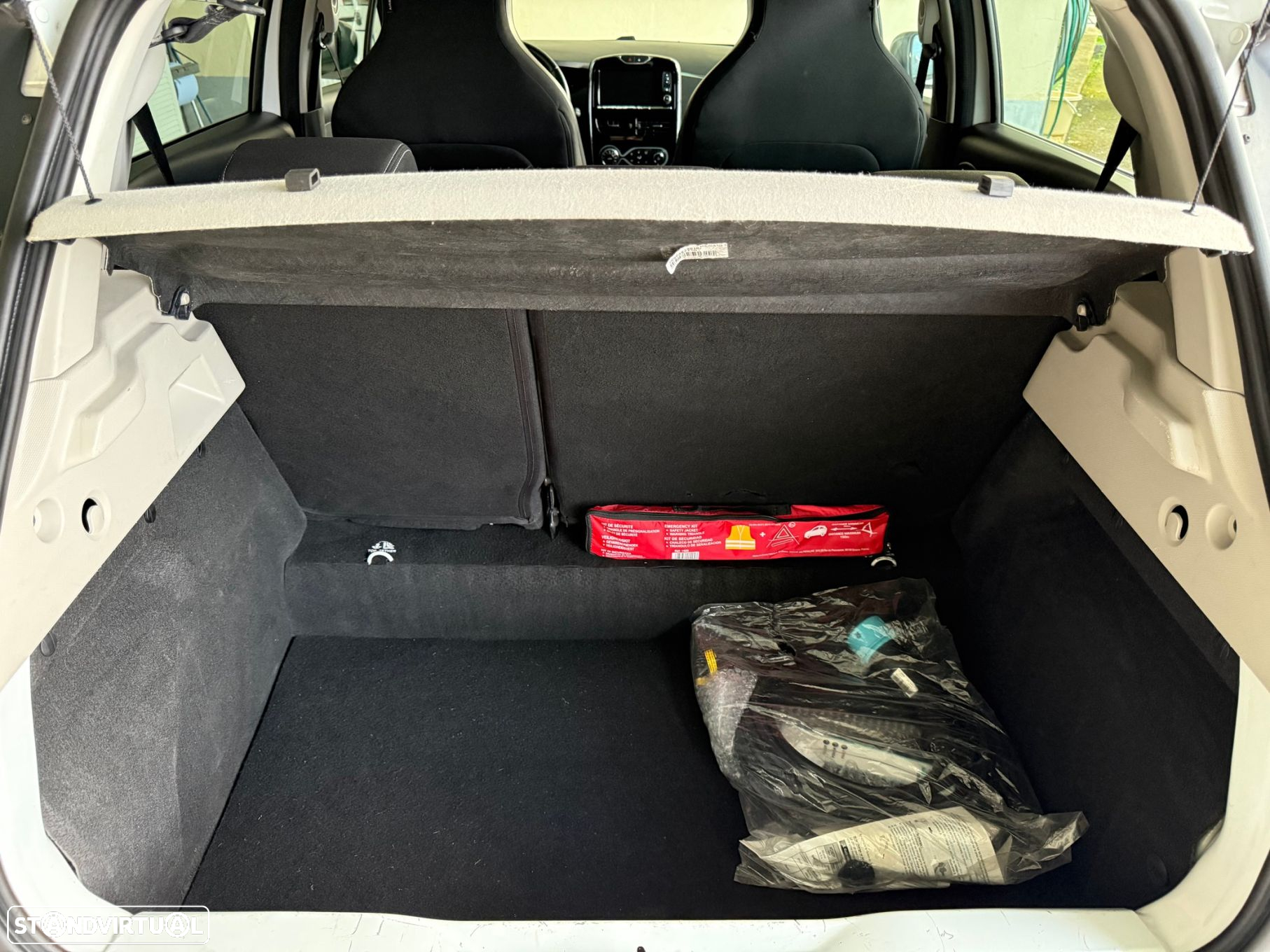 Renault Zoe - 23