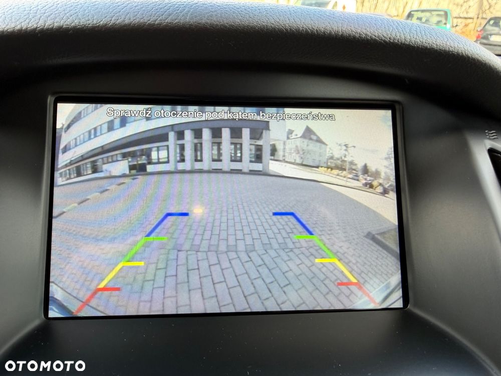 Ford Focus 1.0 EcoBoost Titanium - 25